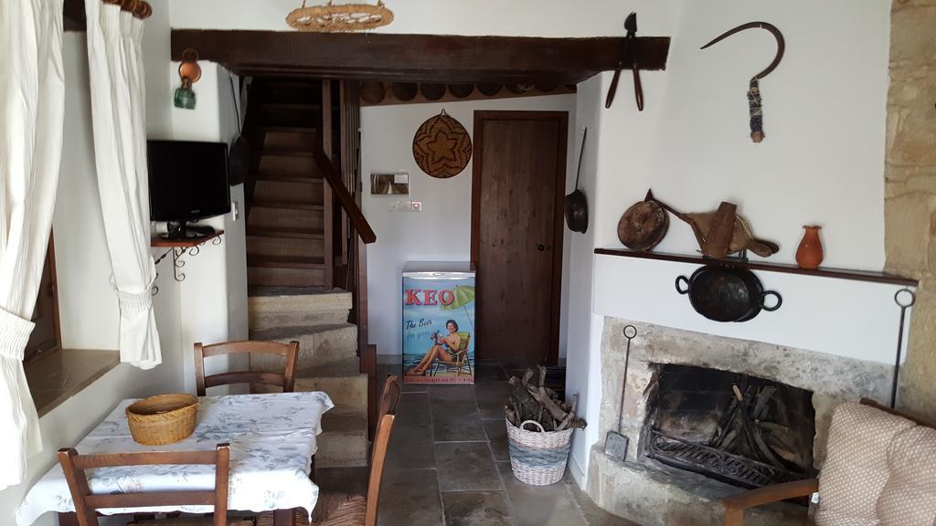 Michalis Anoyia Traditional Stonehouse カースィカス エクステリア 写真