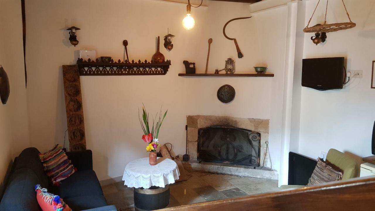 Michalis Anoyia Traditional Stonehouse カースィカス エクステリア 写真
