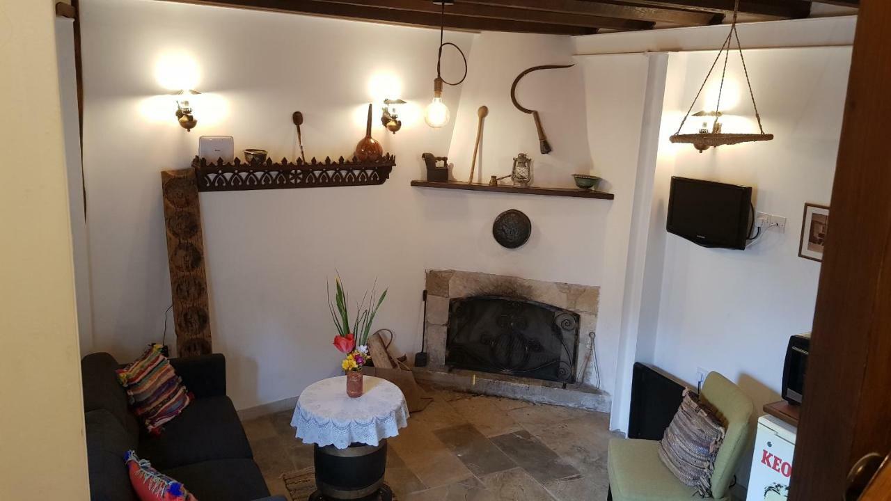 Michalis Anoyia Traditional Stonehouse カースィカス エクステリア 写真